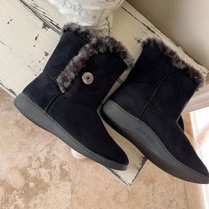Vionic short blk gray fur boot size 9